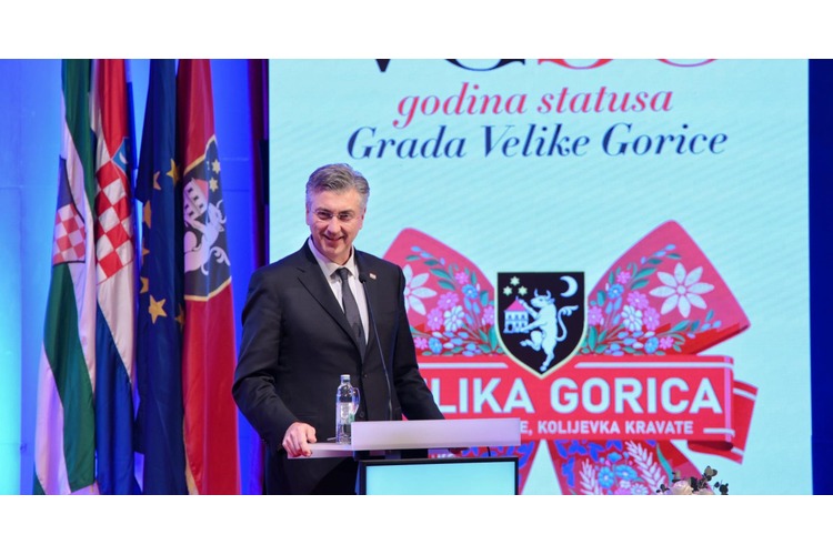 ['Velika Gorica', 'Andrej Plenković', 'razvoj grada', 'lokalna samouprava', 'investicije', 'projekti', 'demografski trendovi', 'besplatni vrtići', 'regionalni razvoj', 'novosti']