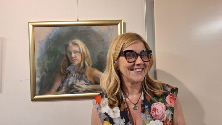 FOTO Otvorena prva samostalna izložba Cintije Ašperger: U Galeriji Trumbetaš izloženo 48 radova
