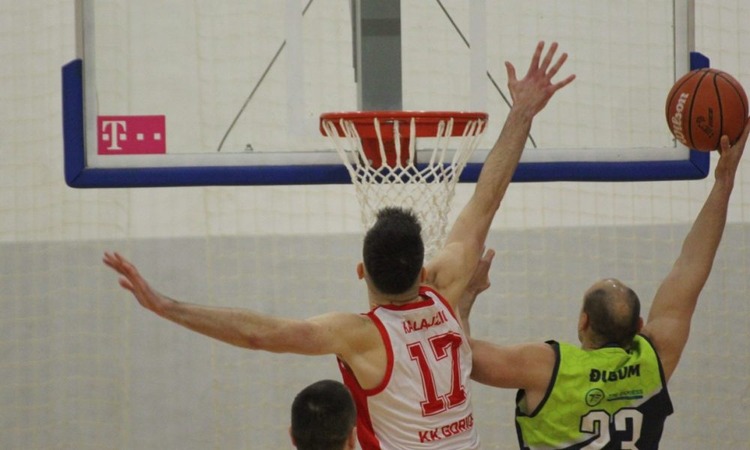 VIDEO “Buzzer beater” u Gorici: Šutalo srušio lidera sa zvukom sirene!