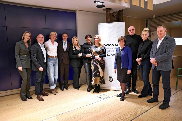 ['Glasgow Declaration', 'hazu', 'infrastruktura', 'ivana alilović', 'maja toth', 'međunarodna zračna luka zagreb', 'održivi razvoj', 'panel rasprava', 'turistička destinacija', 'turizam', 'zagrebačka županija']