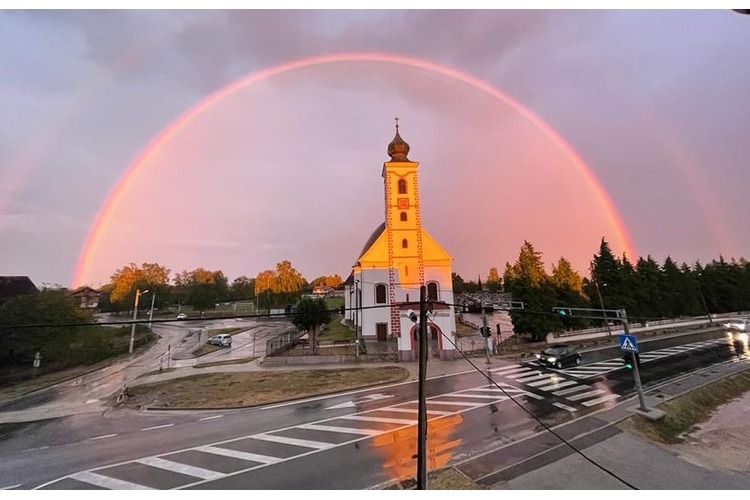 ['župna crkva Pohoda Blažene Djevice Marije u Vukovini']