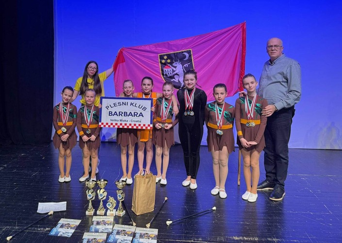 Pet zlata i specijalna nagrada za mlađe kadetkinje Plesnog kluba Barbara na međunarodnom turniru