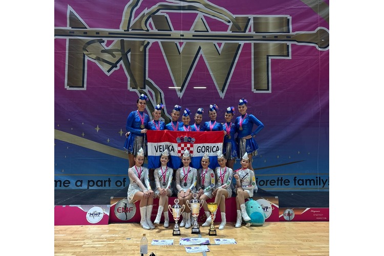 ['batonflag', 'Dvorana Krešimir Ćosić', 'glazba', 'mace', 'mažoret-sport', 'mažoretkinje', 'natjecanje', 'ples', 'Savez mažoretkinja', 'sezona 2024/2025', 'svjetsko prvenstvo', 'svjetsko srebro', 'svjetsko zlato', 'velikogoričke mažoretkinje', 'Višnjik', 'zadar']