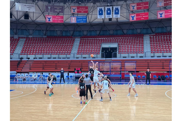 ['Hani Istanbuli', 'Pretkadeti', 'Prva liga']