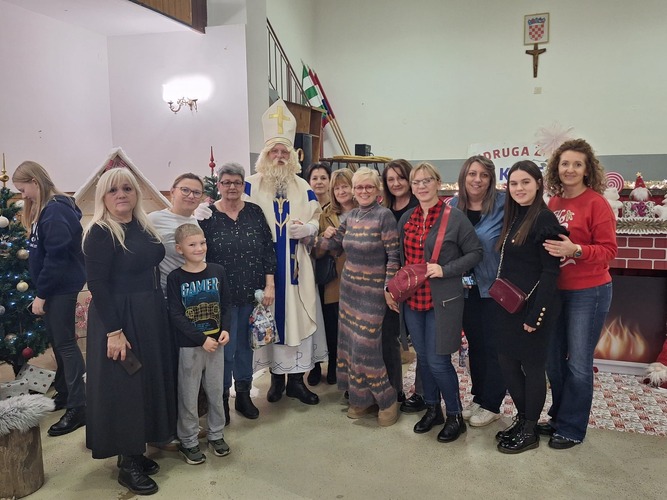 ['edukacija', 'predavanje o medu', 'radionica vezenja', 'sv. Nikola', 'udruga žena kuče']