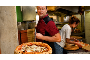 ['vino', 'pizza', 'bistro kaktus']