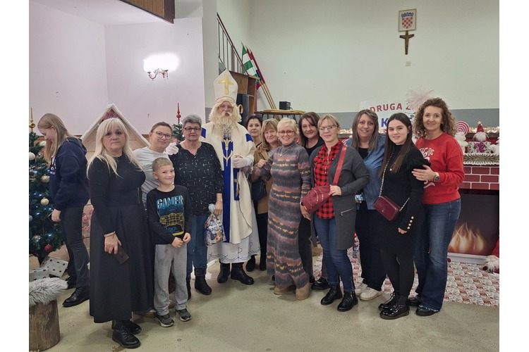 ['edukacija', 'predavanje o medu', 'radionica vezenja', 'sv. Nikola', 'udruga žena kuče']